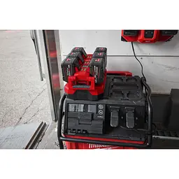 Зарядний пристрій PACKOUT MILWAUKEE, M18 MPC6 EU (на 6 акумуляторів) - мініатюра 3