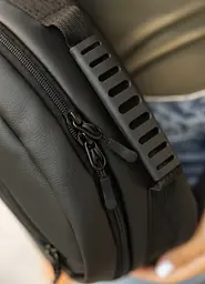 Сумка через плече жіноча бананка Sambag Flex чорна 30 × 17 × 10 см (85351001) - мініатюра 5
