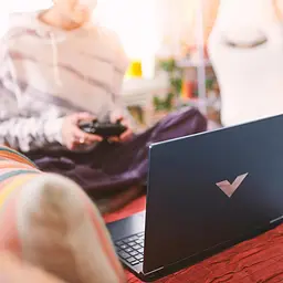 HP Ноутбук HP Victus 15-fb3010ua 15.6" FHD IPS AG, AMD R5-8645HS, 16GB, F512GB, NVD4050-6, DOS, синій - мініатюра 3