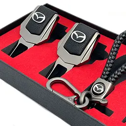 Подарунковий набір №1 для Mazda із заглушками ременів безпеки та брелоком з логотипом темний хром - мініатюра 3