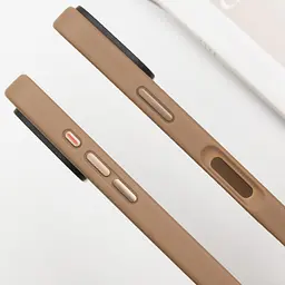 TPU+PC чохол Metal Buttons with MagSafe для Apple iPhone 16 (6.1) Золотий / Gold - мініатюра 4