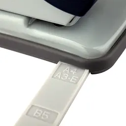 Діркопробивач для паперу Axent Welle-2 з пластиковим верхом 30 аркушів чорний (3830-01-A) - мініатюра 4