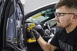 Шурупокрут акумуляторний безщітковий DeWalt з АКБ та ЗП DCF601D2 - мініатюра 4