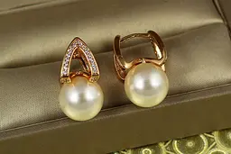 Сережки Xuping Jewelry Ватікан з перлиною 2 см золотисті - мініатюра 3
