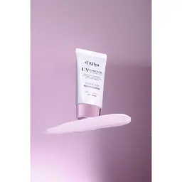 Легкий сонцезахисний крем з коригувальними властивостями D'Alba Waterfull Tone-Up Sun Cream Purple Correcting SPF 50+ PA ++++ 3 мл - мініатюра 3