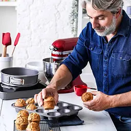 Форма для випічки кексів KitchenAid 30х20х2.4 см на 12 шт. (CC006067-001) - мініатюра 4
