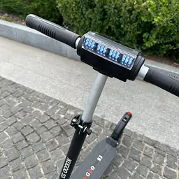 Електросамокат KUGOO S3 Jilong 8.8Ah 450W чорний + сумка-чохол - мініатюра 13