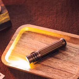 Ліхтар Olight Warrior Mini 3 Desert Tan - мініатюра 6