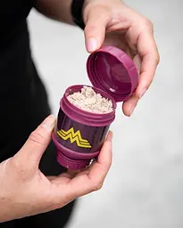 Контейнер для спортивного харчування Smart Shake Whey2Go DC Wonder Woman 110 мл - мініатюра 2