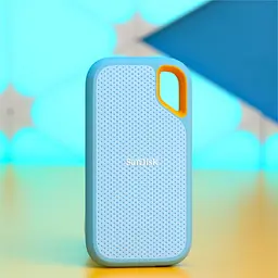 Зовнішній SSD накопичувач SanDisk Extreme Portable V2 2TB Sky Blue (SDSSDE61-2T00-G25B) Б/У [172874]