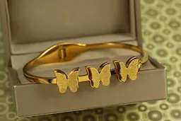 Браслет бенгл Xuping Jewelry жорсткий Triple Butterfly 60 мм на руку від 17 до 19 см лимонний - мініатюра 2