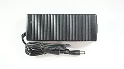 Блок живлення для ноутбука Dell 19.5V, 6.7A, 130W, 7.4x5.0-PIN, 3 hole, black (без кабеля!) - мініатюра 5