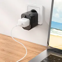 Універсальний зарядний пристрій HOCO AC15 Walker three-port PD20W(1C2A) universal conversion charger Black - мініатюра 8