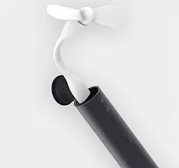 Портативна батарея ZMI Portable Flashlight + Power Bank 5000mAh LPB02 Black - мініатюра 3