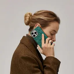 Карбоновий чохол Pitaka Tactile Woven Case PTK Classic Monogram Gold Green для iPhone 16 Pro Max (KI1601PTKP) - мініатюра 4