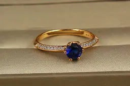 Кільце Xuping Jewelry акорд із синім каменем 5 мм р 18 золотисте