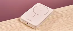 Магнітний Magsafe Павербанк Ugreen PB561 10000 mAh 20 W з бездротовою магнітною зарядкою для iPhone бежевий - мініатюра 3