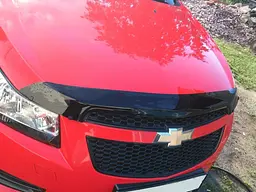 Дефлектор капоту мухобійка Chevrolet Cruze 09-