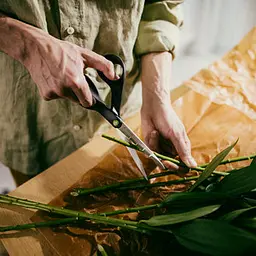 Ножиці садові Fiskars Functional Form зазубрені 21 см (1074544) - мініатюра 4