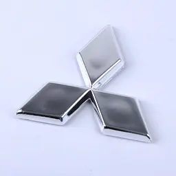 Емблема для Mitsubishi 69 x 60 мм
