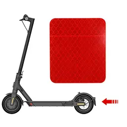 Світловідбивна наклейка на заднє крило для самокату Xiaomi Pro 2 Red UKC UY670900