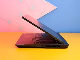 Ноутбук Lenovo Legion 5 15IMH6 (82NL001URM) Б/В [163422] - мініатюра 2