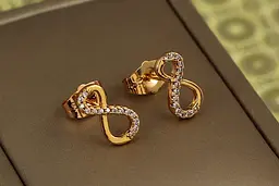 Сережки гвоздики Xuping Jewelry вісімки 1,2 см золотисті - мініатюра 3