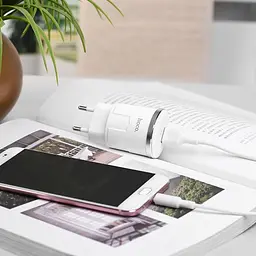 Зарядний пристрій Hoco C37A USB білий + кабель USB to MicroUSB