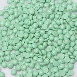 Плівковий віск для депіляції Hard Wax Beans BEAUTE Green 400 г — професійний гарячий віск у гранулах без смужок - мініатюра 3