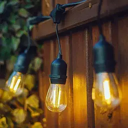 Вінтажна LED-гірлянда SunLamp з Ретро лампами - Атмосферне освітлення для вашого простору у стилі лофт