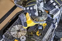Штроборіз акумуляторний DeWalt без АКБ та ЗП DCG200NT - мініатюра 9