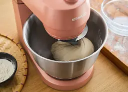 Кухонна машина Kenwood Go Stand Mixer KZM35.000RD Copper UA - мініатюра 6