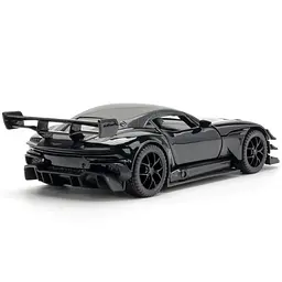 Колекційна металева модель автомобіля АвтоЕксперт Aston Martin Vulcan з інерцією, світлом та звуком 1:32 - мініатюра 6