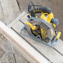 Циркулярна пила Stanley Fatmax з кейсом 1650 Вт (FME301K-QS) - мініатюра 6