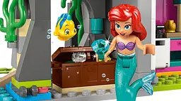 Конструктор LEGO Disney Princess Замок принцеси та королівські улюбленці 787 деталей (43267) - мініатюра 9