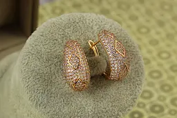 Сережки Xuping Jewelry Сіетл із ромбами 2,2 см золотисті - мініатюра 2