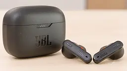 Навушники бездротові в кейсі JBL Tune 230NC (JBLT230NCTWSBLK) TWS стереогарнітура чорна - мініатюра 7