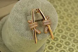 Сережки Xuping Jewelry вузлик 3,9 см золотисті - мініатюра 2