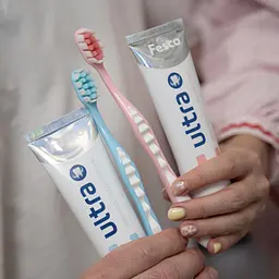 Зубна щітка Fesco Expert Clean рожева, блакитна 2 шт.  - мініатюра 5