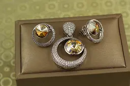 Набір Xuping Jewelry Кришталевий цвіт Сваровськи сріблястий