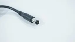 Блок живлення для ноутбука Dell SLIM 19.5V, 7.7A, 150W, 7.4x5.0-PIN, Black (PA-5M10, J408P, ADP-150RB B) (без кабеля) - мініатюра 4
