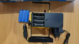 Акумуляторний LED Прожектор 30W світлодіодний ліхтар із ЗУ 12в та 220в Balong 204 - мініатюра 8