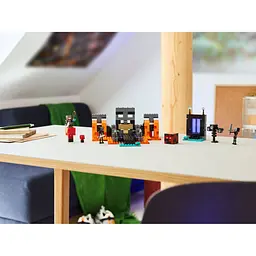 Конструктор LEGO Minecraft Битва за Візер 494 деталі (21590) - мініатюра 6