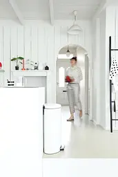 Бак для сміття Brabantia Pedal Bin Flat Back, 30 л, білий (485206) - мініатюра 4