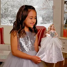 Колекційна лялька Barbie Святкова 2021 (GXL18) - мініатюра 3
