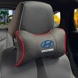 Подушка на підголівник з логотипом Hyundai Екошкіра 3D Кольоровий лого Чорна-Червоний кант 1 шт