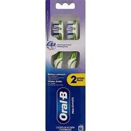 Зубна щітка Oral-B Pro 3D White Відбілювання середньої жорсткості біло-зелений 2 шт.