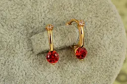 Сережки дитячі Xuping Jewelry Чарівність із червоним каменем 1,5 см золотисті