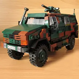 Конструктор Бронетранспортер ATF Dingo 670 Деталей XingBao - мініатюра 4