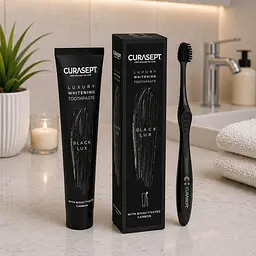 Набір Curasept Black Whitining Luxury (паста 75 мл + чорна щітка)